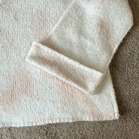 Anthropologie Maggie Bell Sleeve Boxy Cut V Neck Oversized Tie Dye Sweater - Picture 6 of 11